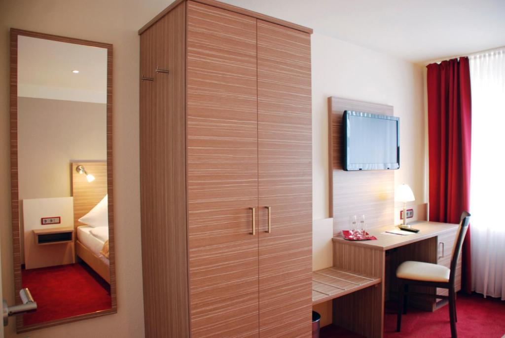 Hotel Muehleneck Schortens Rom bilde